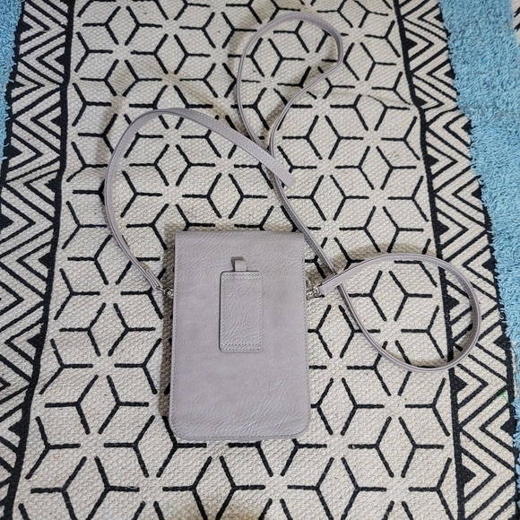HARPER CROSSBODY in LIGHT GRAY - Picture 7 of 12